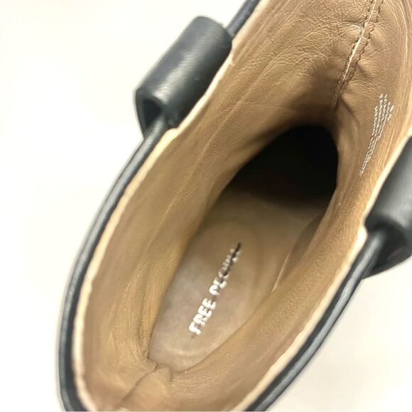 Free People Studded Pull On Ankle Boots in Black 6.5 - Picture 6 of 11